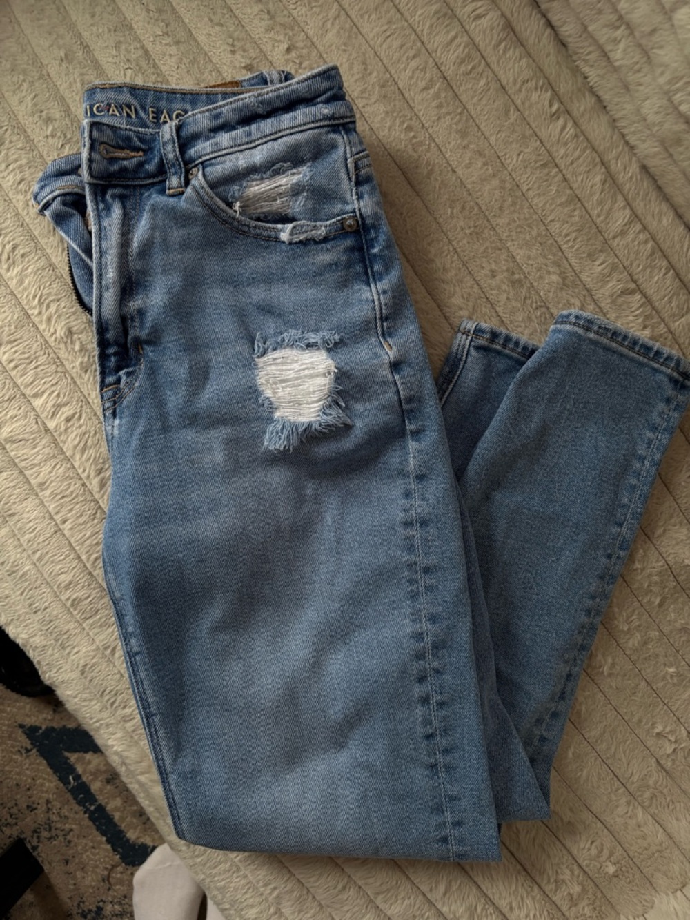 American Eagle Mom Jeans